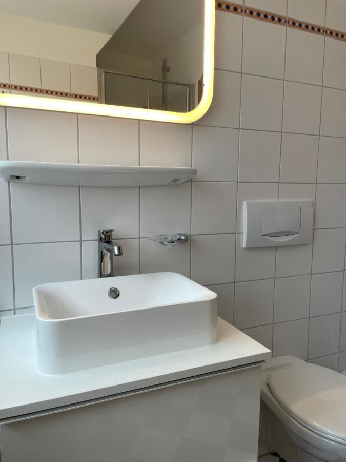 Hotel Jaegerhof โคเอิสเฟลท์ ภายนอก รูปภาพ